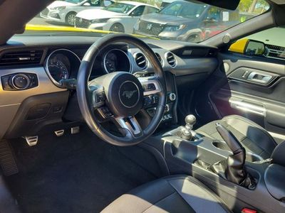 2018 Ford Mustang - Photo 10
