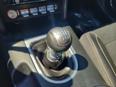 2018 Ford Mustang - Photo 23