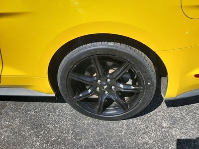 2018 Ford Mustang - Photo 6