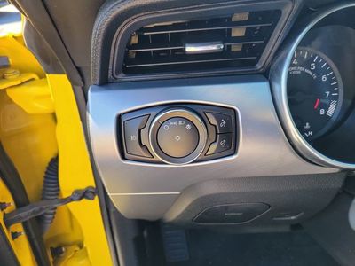 2018 Ford Mustang - Photo 15