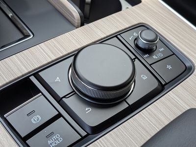 2026 Mazda CX-90 - Photo 31