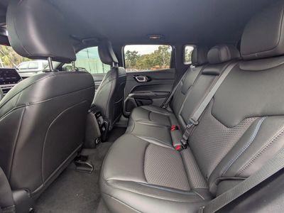 2026 Jeep Compass — photo 12 view