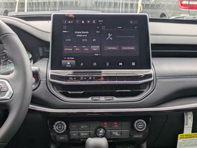 2026 Jeep Compass — photo 16 view