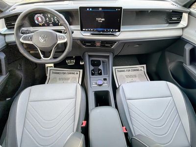 2026 Volkswagen Tiguan — photo 16 view