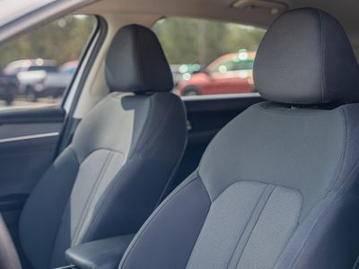 2023 Kia K5 - Photo 19
