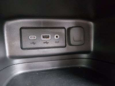 2024 Chevrolet Equinox — photo 18 view