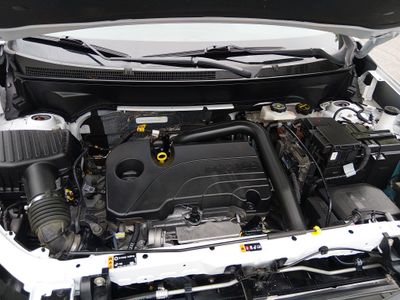 2024 Chevrolet Equinox — photo 9 view