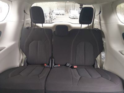 2023 Chrysler Voyager - Photo 17