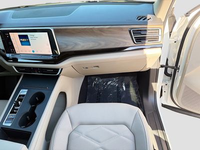 2026 Volkswagen Atlas - Photo 16