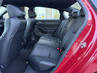 2018 Honda Accord - Photo 12