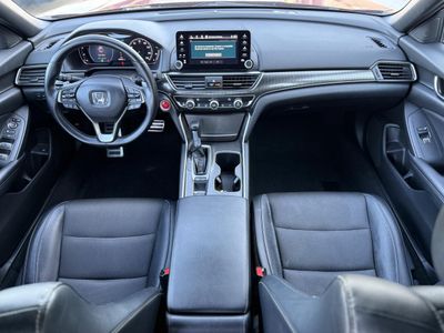 2018 Honda Accord - Photo 13
