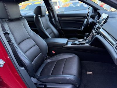 2018 Honda Accord - Photo 15