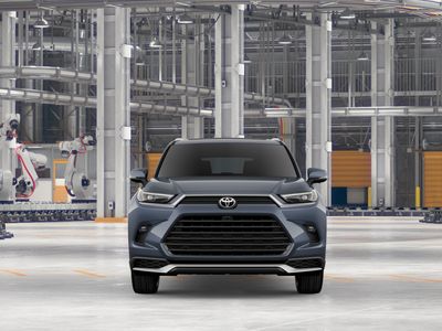 2026 Toyota Grand Highlander Hybrid - Photo 2