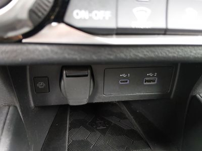 2024 Nissan Versa - Photo 18