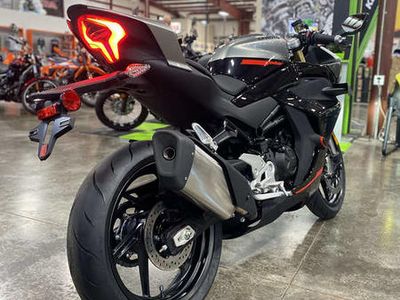 2025 CFMOTO 450SS - Photo 3