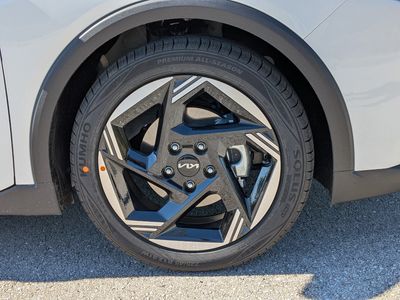 2026 Kia K4 — photo 11 view