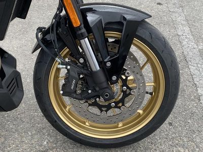2026 Suzuki GSX-8TT - Photo 10