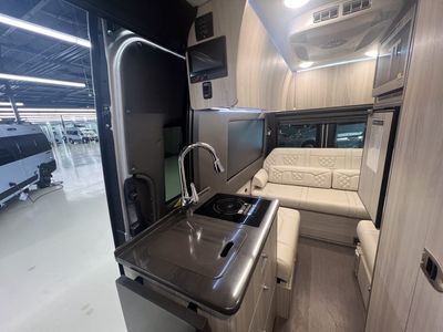 2026 Tiffin TIFFIN — interior view