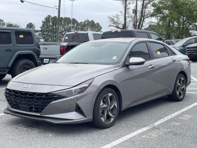 2023 Hyundai Elantra - Photo 7