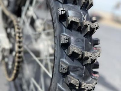 2024 Yamaha YZ450F 50th Anniversary Edition - Photo 5