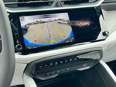 2026 Jeep Cherokee - Photo 13