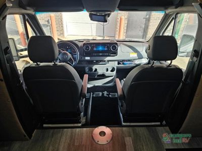 2025 Dynamax isata 3 - Photo 9
