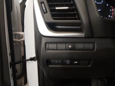 2024 Nissan Rogue — photo 13 view