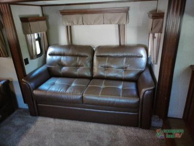 2019 Keystone RV Alpine — photo 17 view