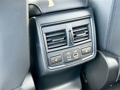 2026 Subaru Outback — photo 27 view
