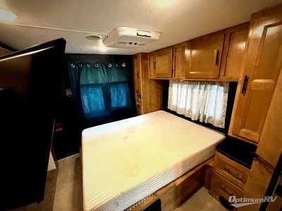 2021 Coachmen Leprechaun — photo 20 view