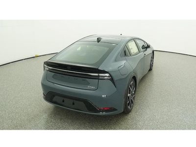 2026 Toyota Prius Plug-in Hybrid XSE Premium Hatchback - Photo 8
