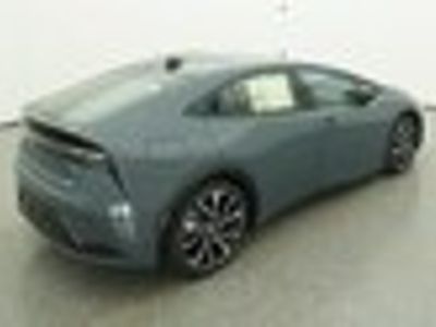 2026 Toyota Prius Plug-in Hybrid XSE Premium Hatchback - Photo 34