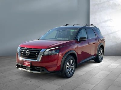 2023 Nissan Pathfinder - Photo 1