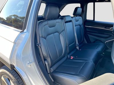 2026 Jeep Grand Cherokee — photo 24 view