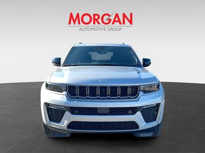 2026 Jeep Grand Cherokee — side profile view