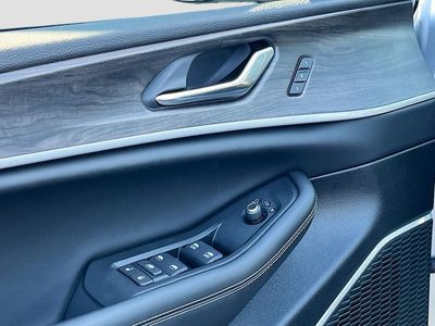 2026 Jeep Grand Cherokee — photo 15 view