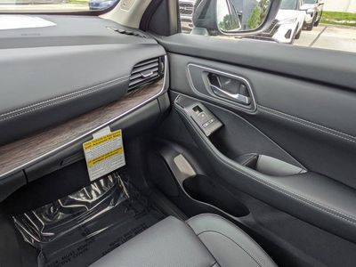 2026 Nissan Rogue — photo 18 view