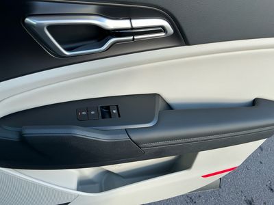 2026 Kia Sportage Hybrid — photo 13 view