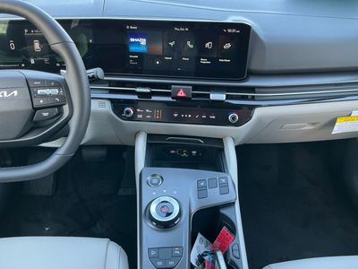 2026 Kia Sportage Hybrid — photo 9 view