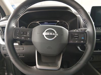 2025 Nissan Rogue - Photo 12