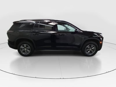 2025 Chevrolet Traverse - Photo 8