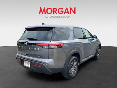 2025 Nissan Pathfinder - Photo 2