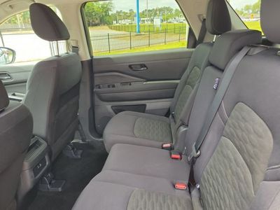 2025 Nissan Pathfinder - Photo 28