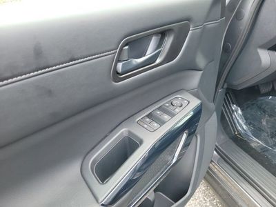 2025 Nissan Pathfinder - Photo 10