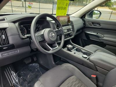 2025 Nissan Pathfinder - Photo 11