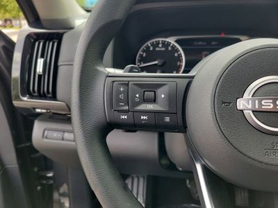 2025 Nissan Pathfinder - Photo 15