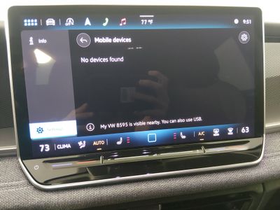 2025 Volkswagen Tiguan — photo 18 view