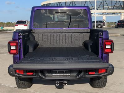 2026 Jeep Gladiator - Photo 14