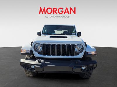 2026 Jeep Gladiator — side profile view