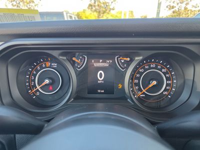 2026 Jeep Gladiator — photo 19 view